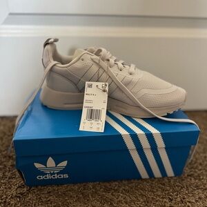 Adidas Kids Shoes - Cream